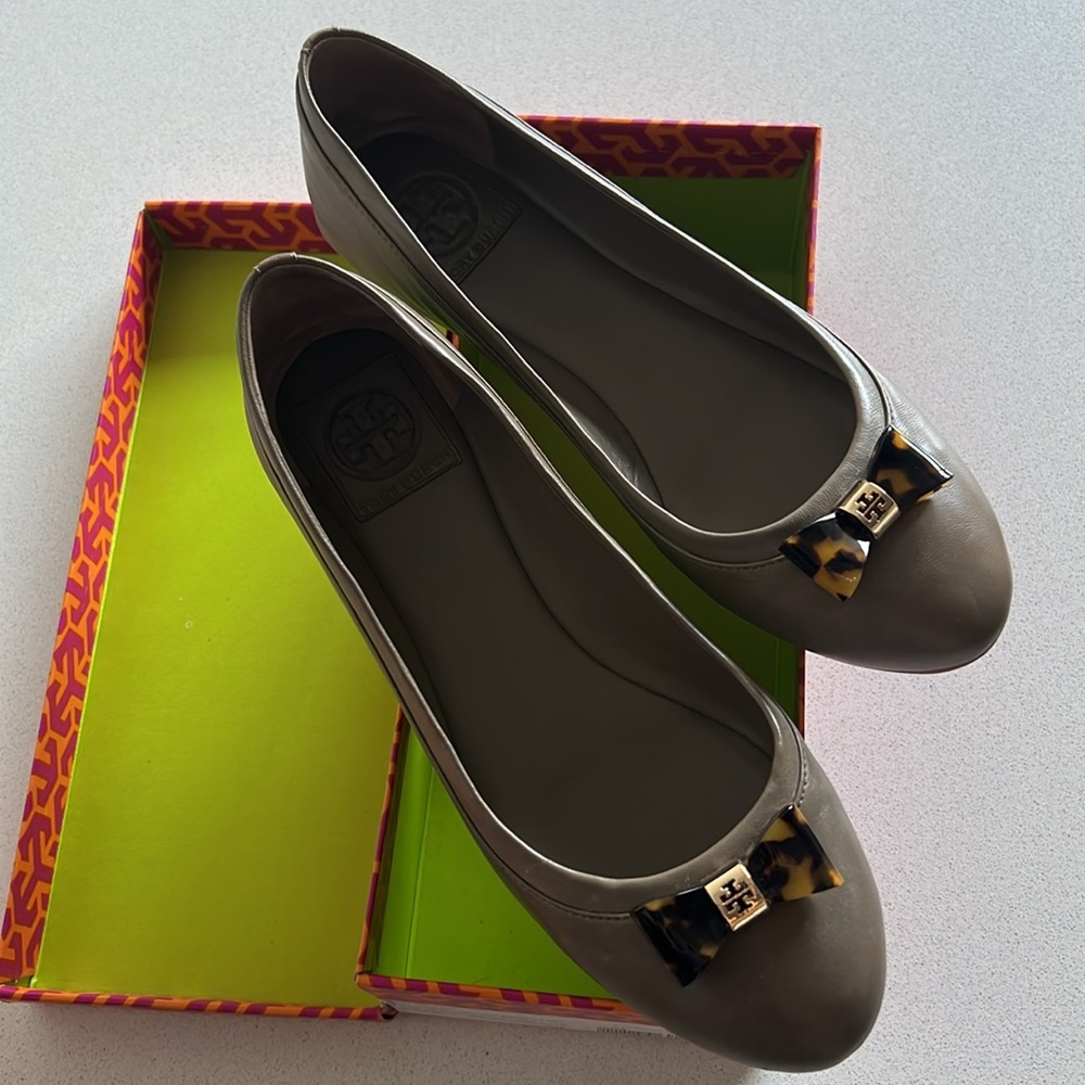 Gently Used Tory Burch Jolene Leather Ballet Shoes